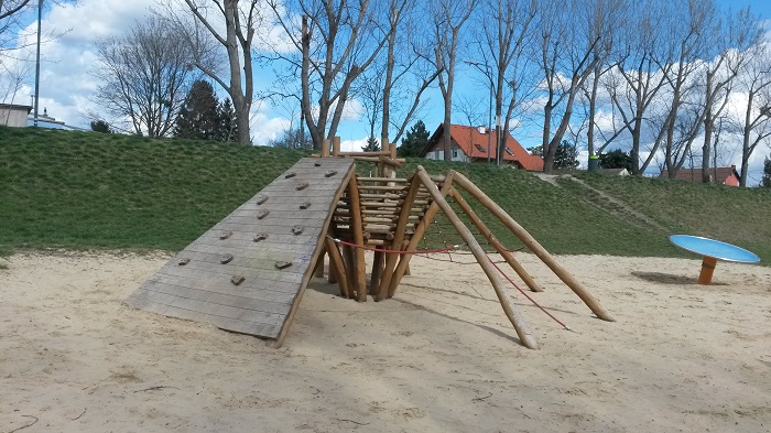 Spielplatz am Teich Hirschstetten