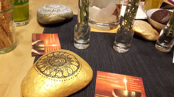 Raeucherworkshop Energy on Tour - Tisch