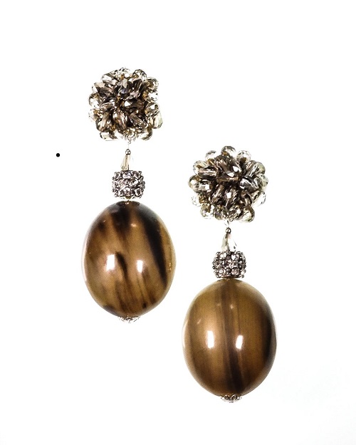 Eva Ohrgehänge - Horn und bestickte Clips 500 px